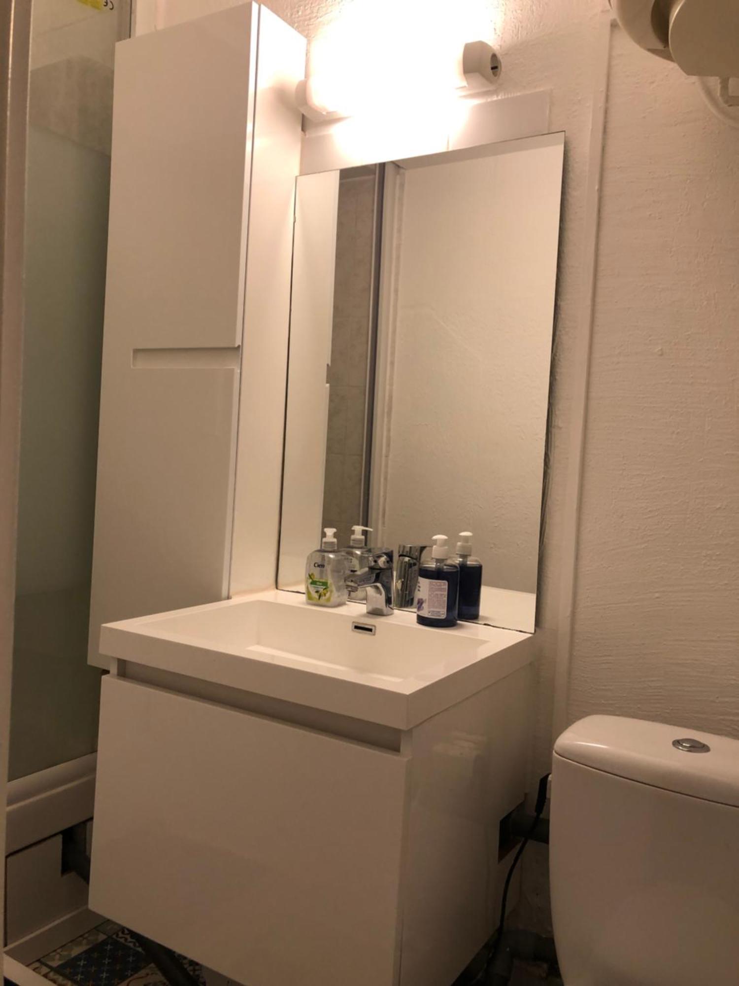 Apparemment T2 Climatise Centre Ville Parking Privee Монпелие Екстериор снимка